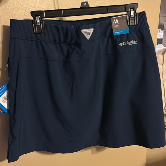 NWT- Columbia Athletic skort, size M - Picture 2 of 6